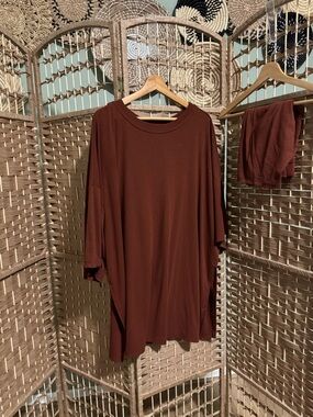 LALA Ribbed Top and Biker Shorts Set - Rust Brown